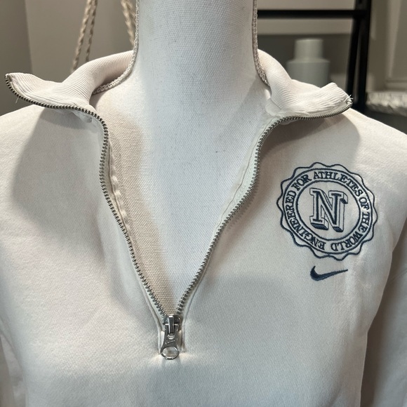 Nike Cropped Pullover - Picture 6 of 10